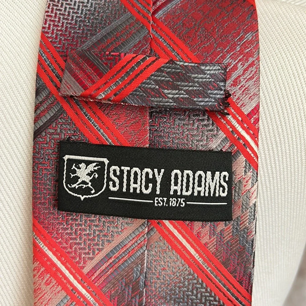 Tie